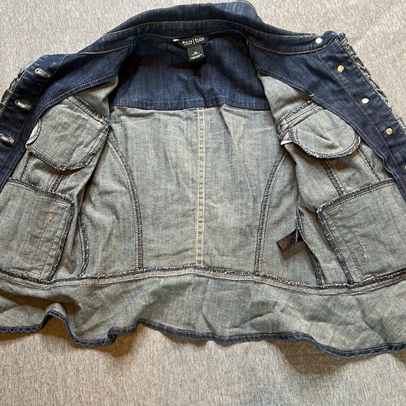 White House Black Market Blue Denim Jean Jacket Sz 00 Check Measurements - Picture 9 of 10